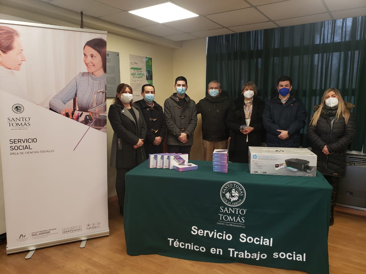 Finaliza proyecto de Servicio Social con entrega de implementación tecnológica a liceo de Chillán Viejo