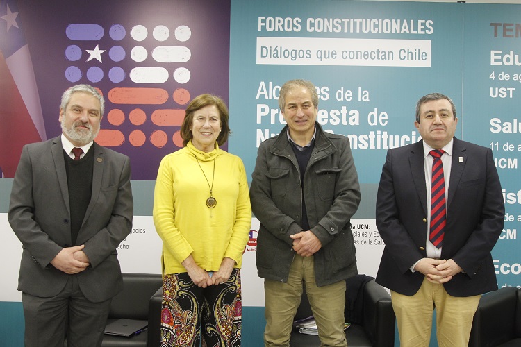 Educación privada y “silencios” en la nueva propuesta encendieron el debate en Foros Constitucionales en Talca