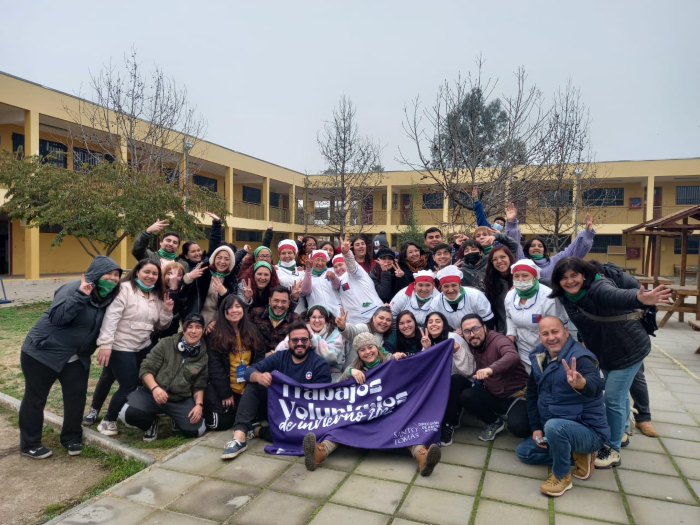 Tomasinos de Santiago Centro se sumaron a trabajos voluntarios de invierno