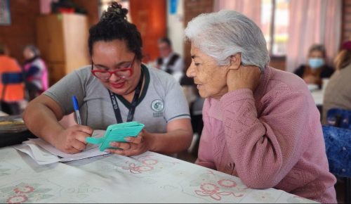 Personas Mayores se beneficiarán con programa “Arica reactiva la vida, Tomasinos en Marcha”