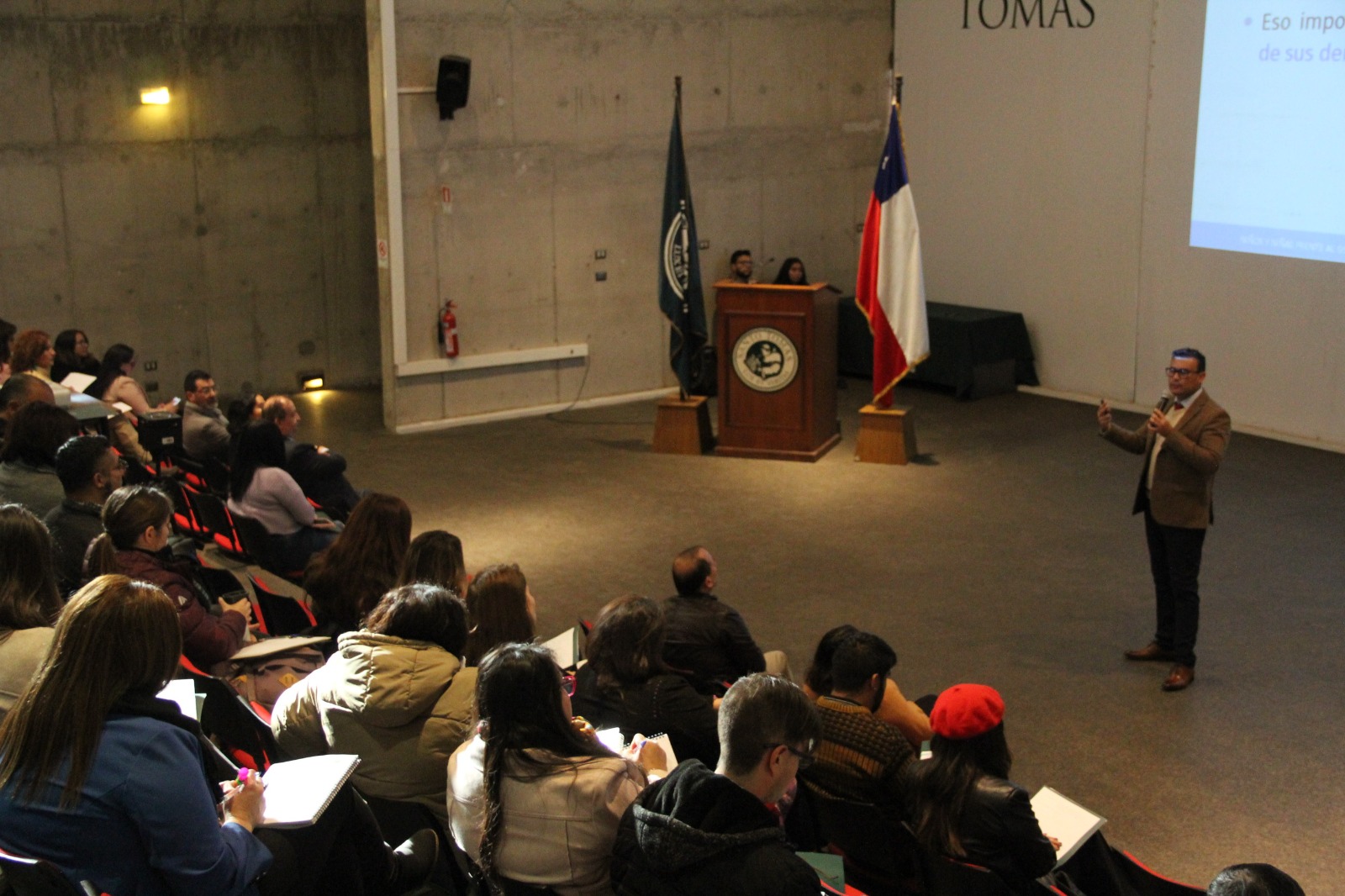 Carrera de Psicología UST realiza seminario orientado en derechos de NNA enmarcado en la ley 21.430