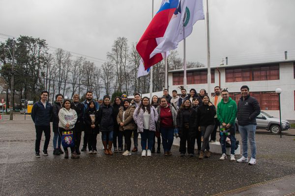 Tomasinos realizan trabajos de voluntariado en Máfil