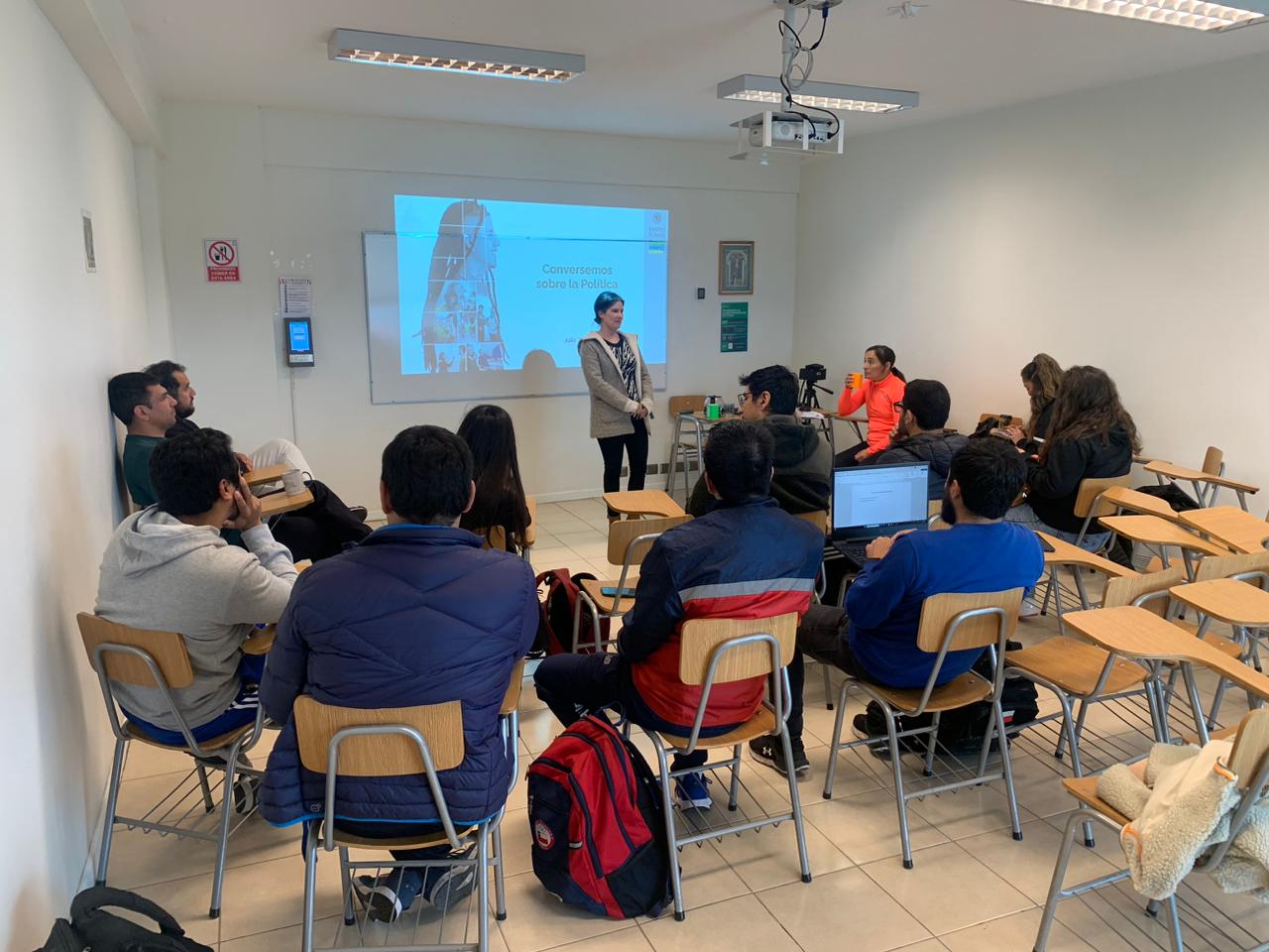 Área de Deporte y Actividad Física participa en charla de VCM en Santo Tomás La Serena