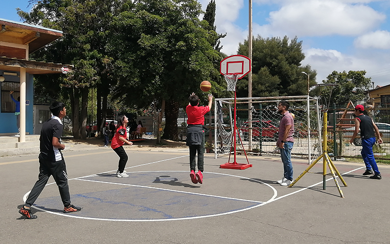 Con entrega de implementos deportivos finaliza exitoso Taller de Básquetbol Inclusivo en Quilpué