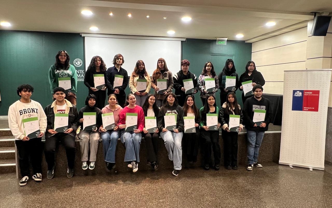 Con apoyo de Seremi de Salud estudiantes de la UST Temuco se certifican como Vigilantes Ambientales