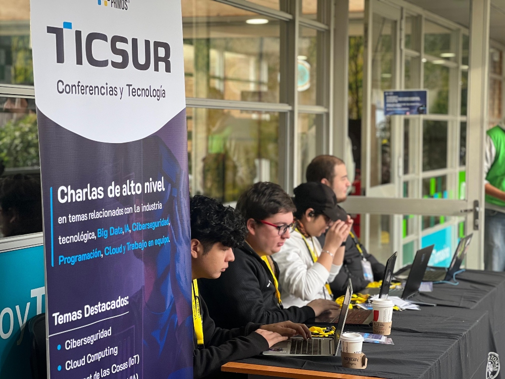 Primera conferencia de tecnología del sur de Chile se r ...