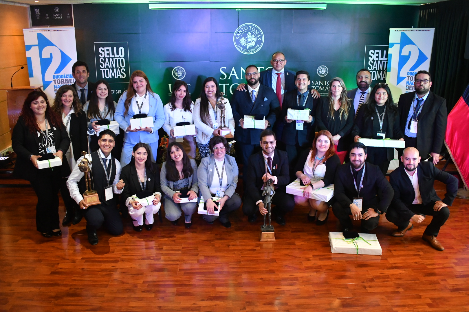 Torneo Nacional de Debates realizado por Santo Tomás Iq ...