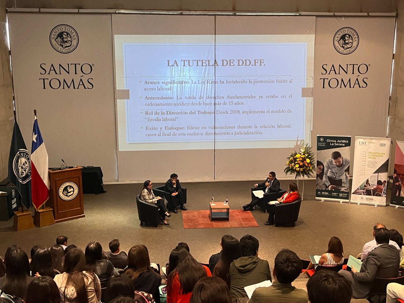 Carrera de Derecho encabeza una nueva jornada para estudiantes y egresados sobre la Ley Karin en La Serena