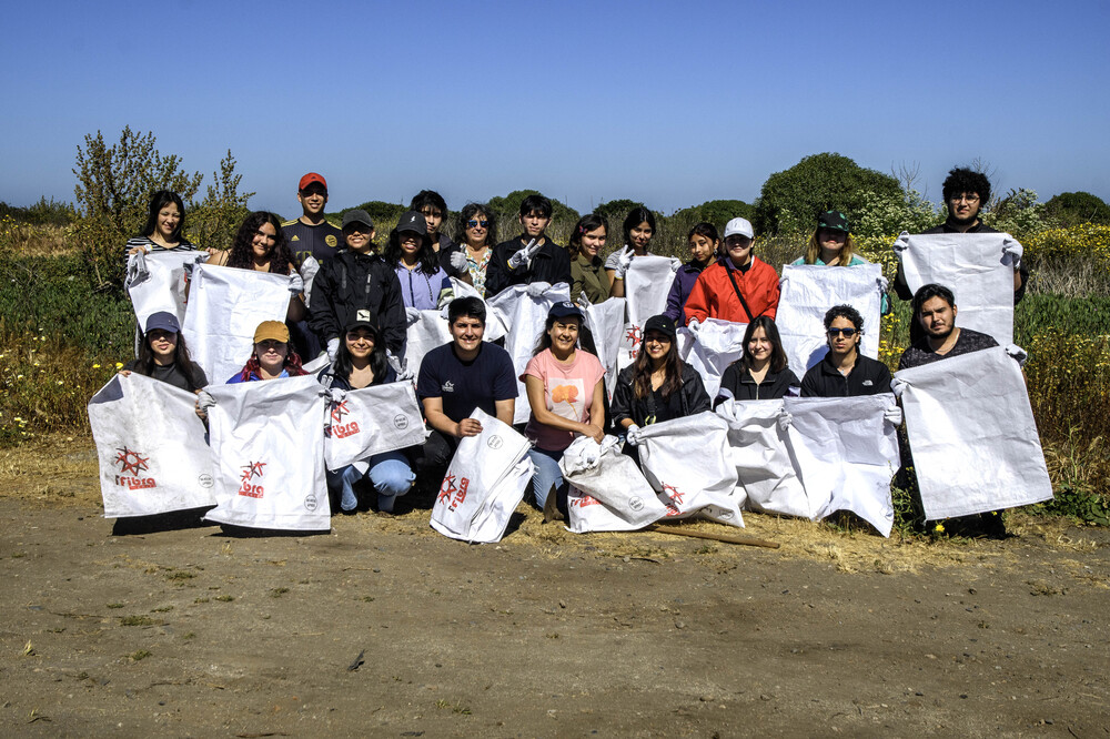 Estudiantes participaron del programa Vigilantes Ambientales en el Santuario de la Naturaleza Humedal Rio Maipo