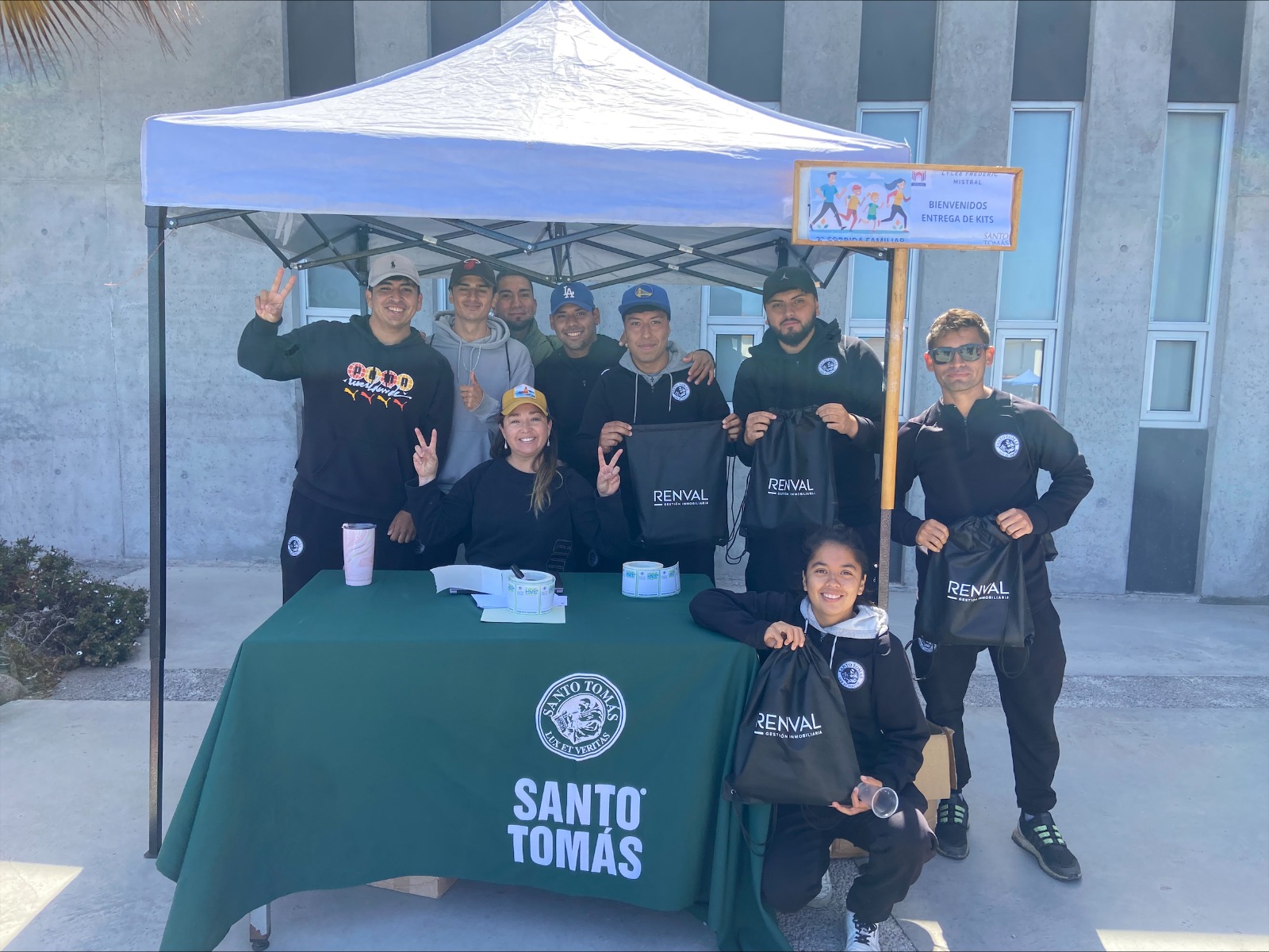 Tomasinos de Técnico en Deportes se sumaron a evento que convocó a decenas de asistentes en La Serena