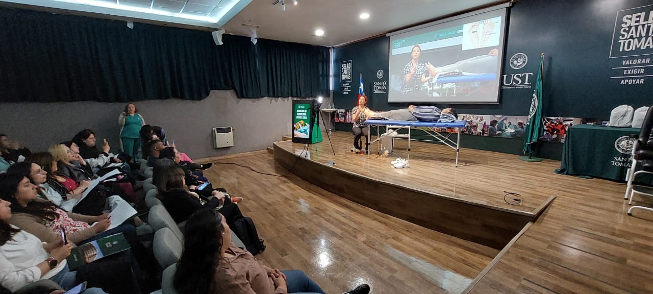 Jornada Podológica en Santo Tomás Concepción actualiza a estudiantes y egresados en nuevas prácticas del área